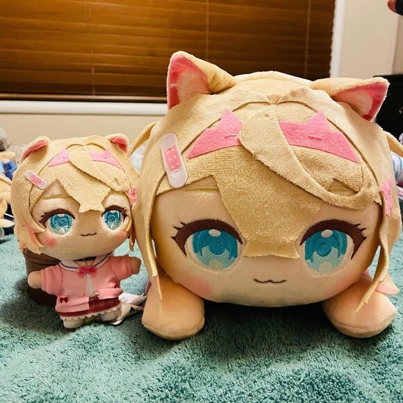 Hololive X Round 1 Collab Exclusive Mococo Abyssgard 5.9” Plush NWT Limited Edit - Picture 5 of 6